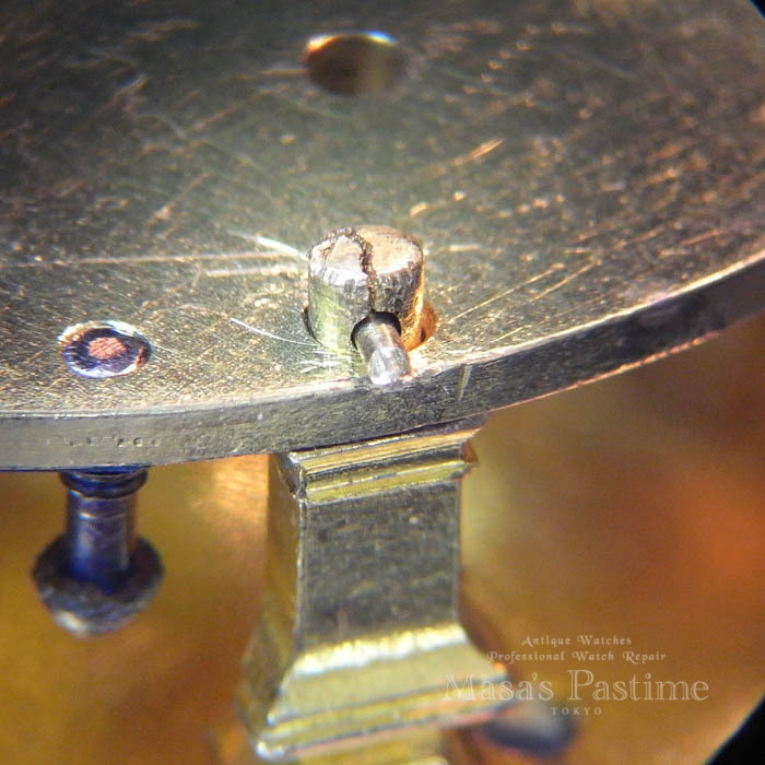 バージ　ピラー修理