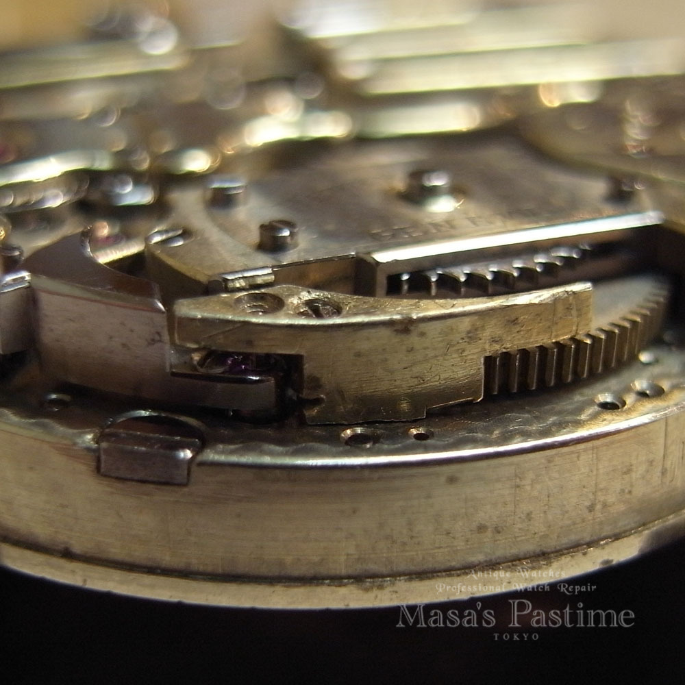 小型リピーターのハンマー受け板製作